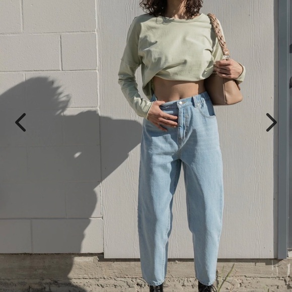 Kindly The Label Mom Jeans - Picture 2 of 3